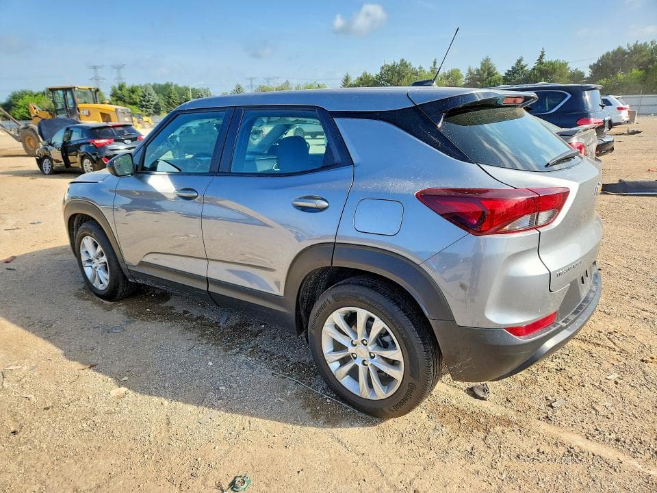 2023 CHEVROLET TRAILBLAZER LS 2