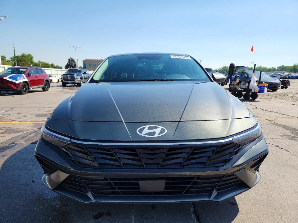 2025 HYUNDAI ELANTRA SEL 5