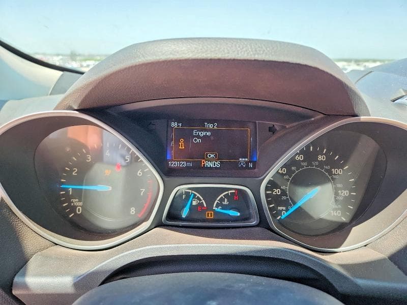 2017 FORD ESCAPE TITANIUM 9