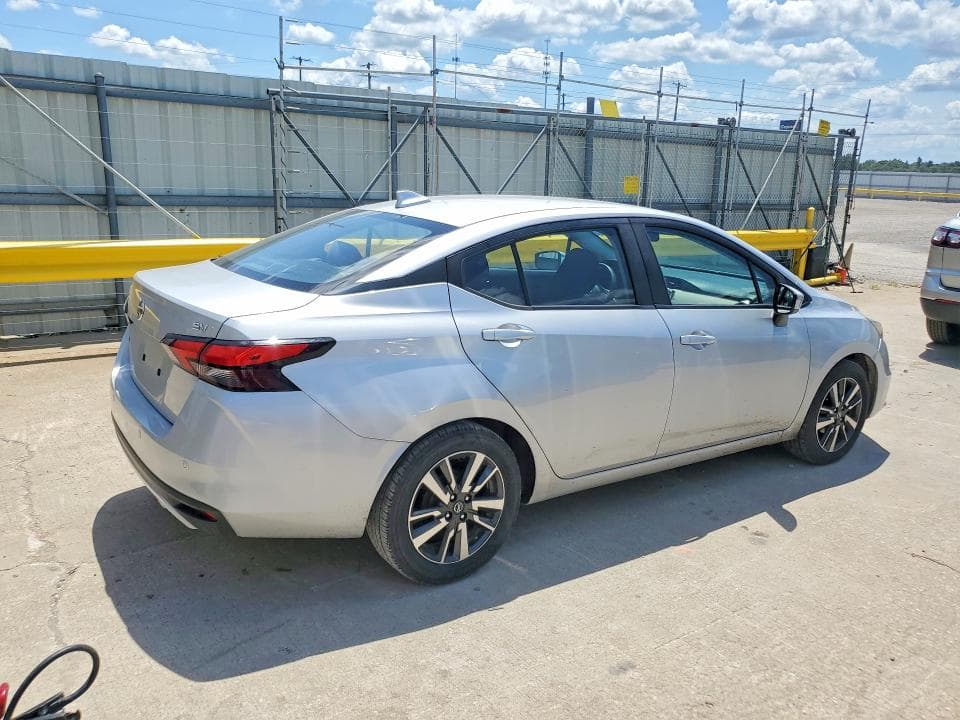 2021 NISSAN VERSA SV 3