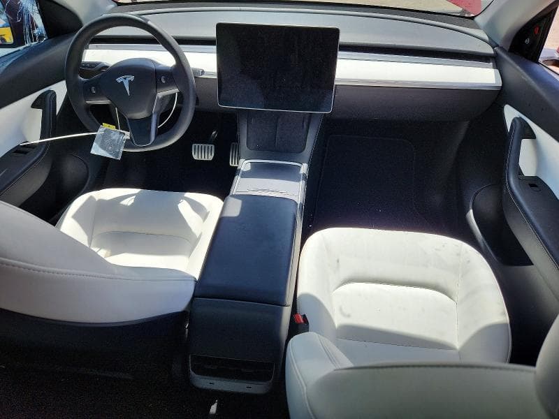 2022 TESLA MODEL Y 8