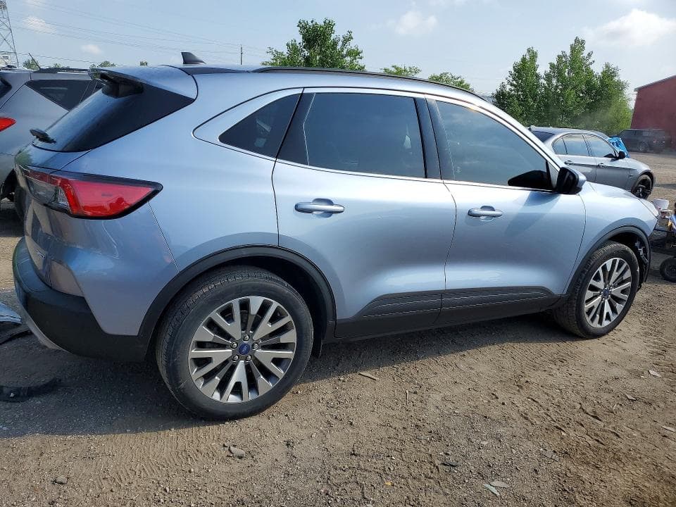 2022 FORD ESCAPE TITANIUM 3