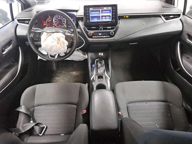 2021 TOYOTA COROLLA SE 8