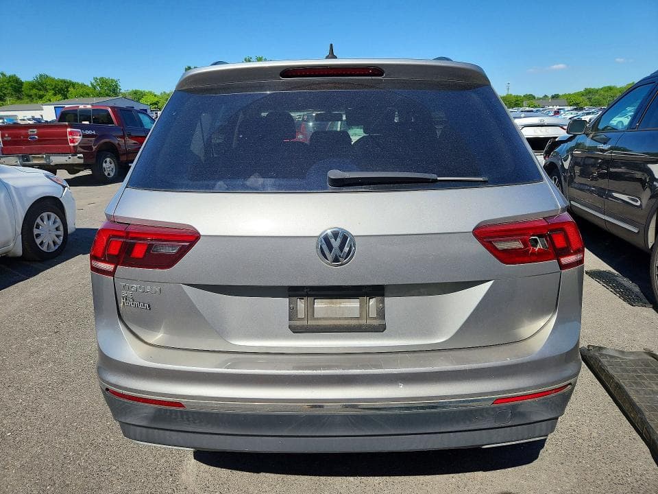 2020 VOLKSWAGEN TIGUAN SE 6