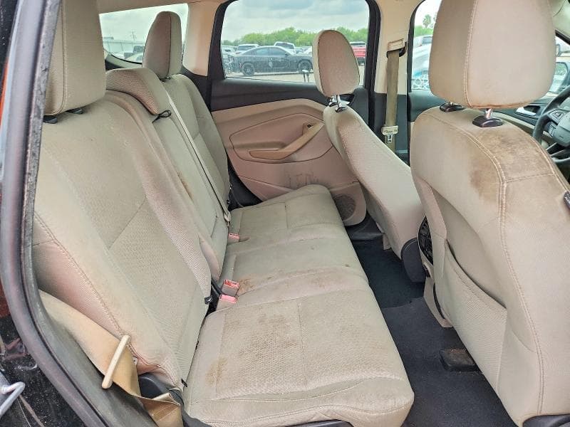 2017 FORD ESCAPE SE 11