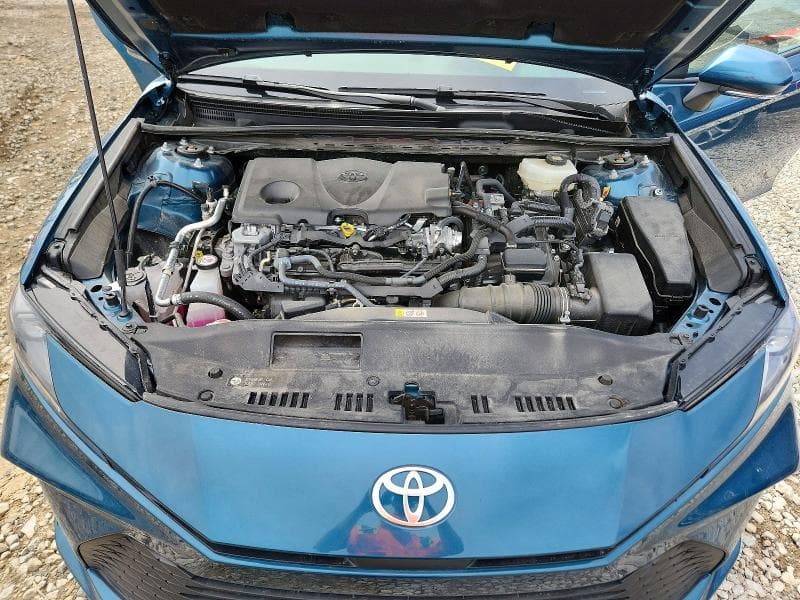 2025 TOYOTA CAMRY LE 11