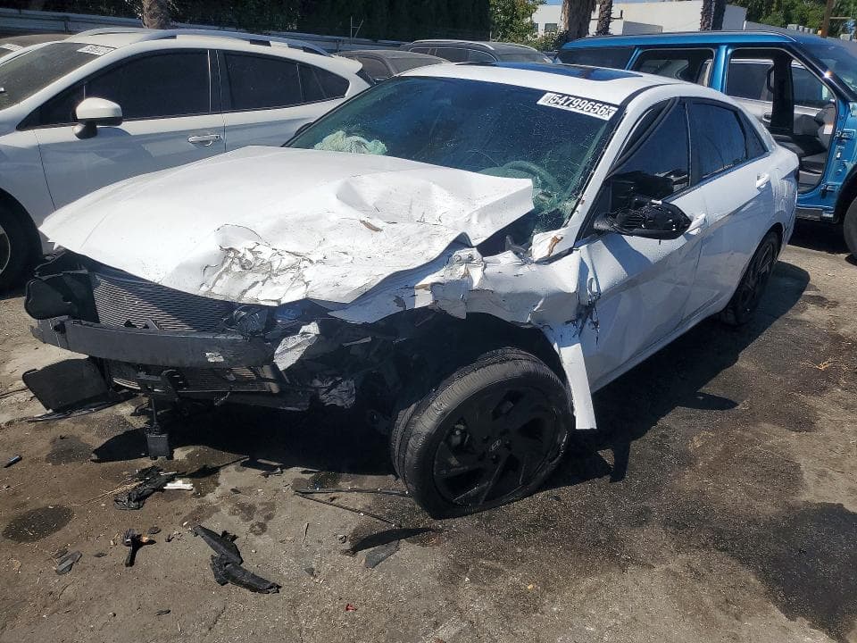 2026 HYUNDAI ELANTRA