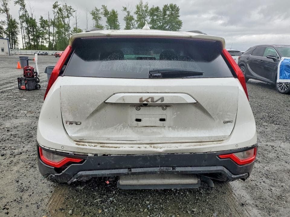 2023 KIA NIRO EX 6