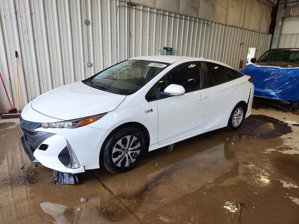 2022 TOYOTA PRIUS PRIME LE