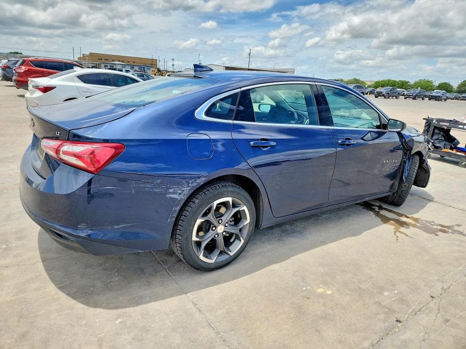 2022 CHEVROLET MALIBU LT 3