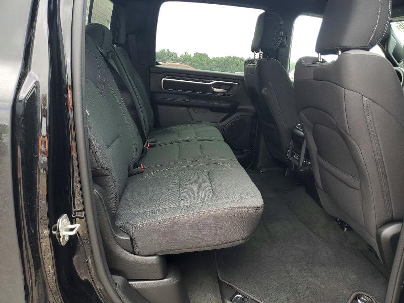 2024 RAM 1500 BIG HORN 10