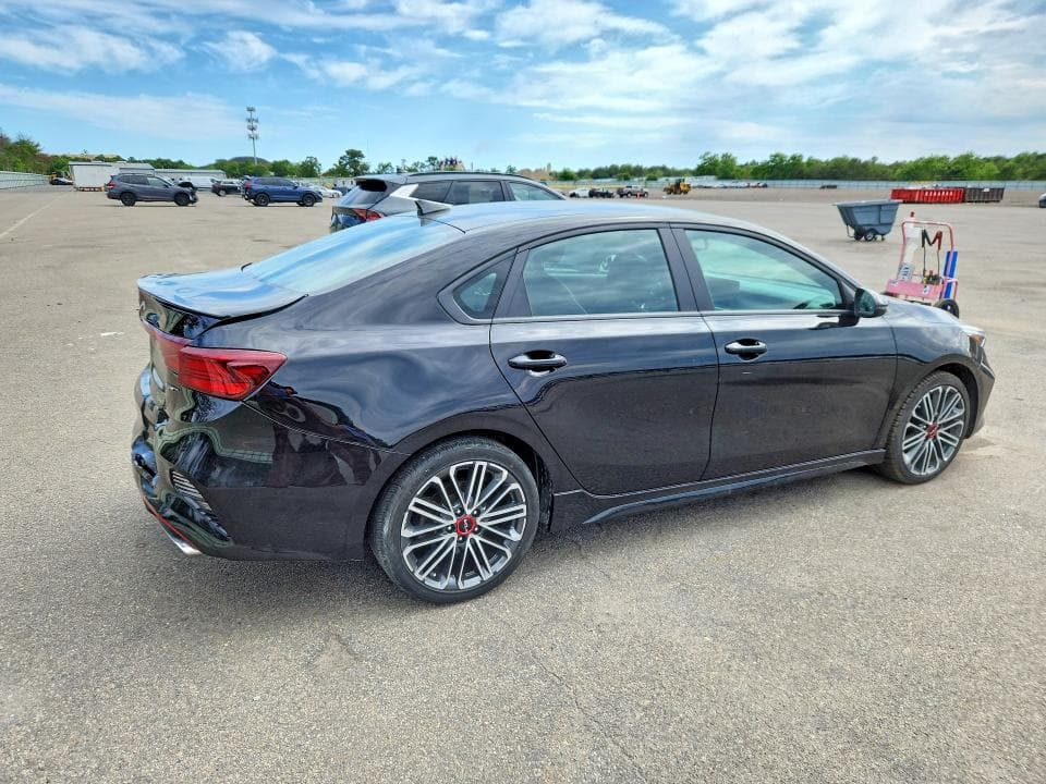2024 KIA FORTE GT 3