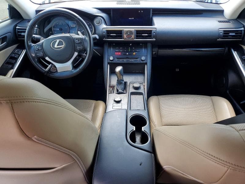 2018 LEXUS IS 300 300 8