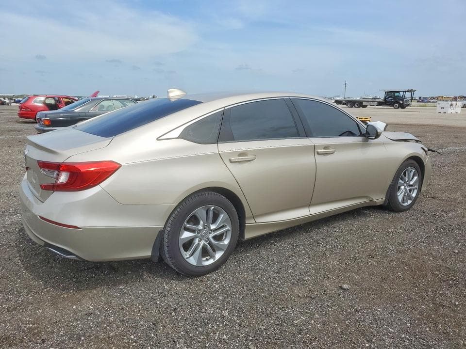 2018 HONDA ACCORD LX 3