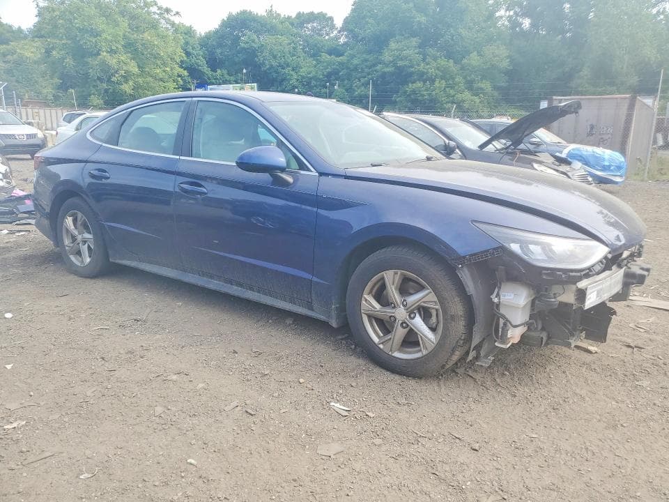 2021 HYUNDAI SONATA SE 4