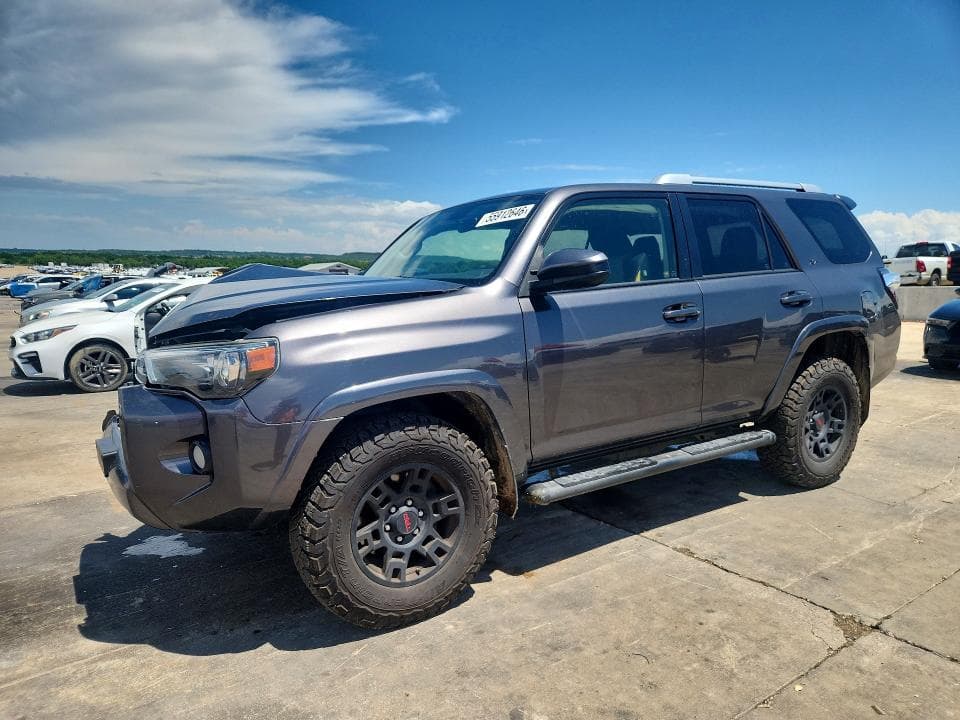 2018 TOYOTA 4RUNNER SR5 - 1