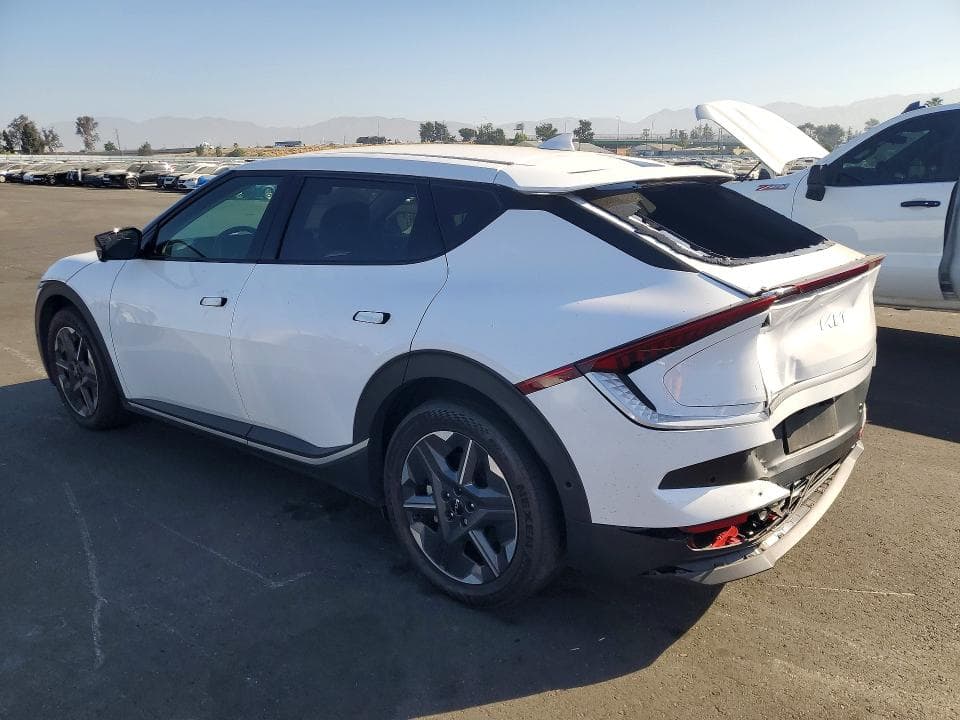 2025 KIA EV6 LIGHT LONG RANGE 2