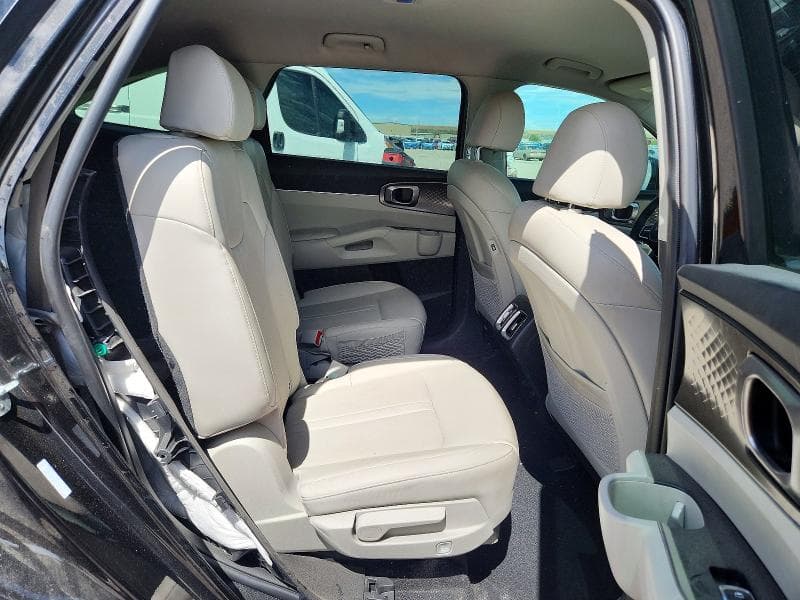 2024 KIA SORENTO EX 10