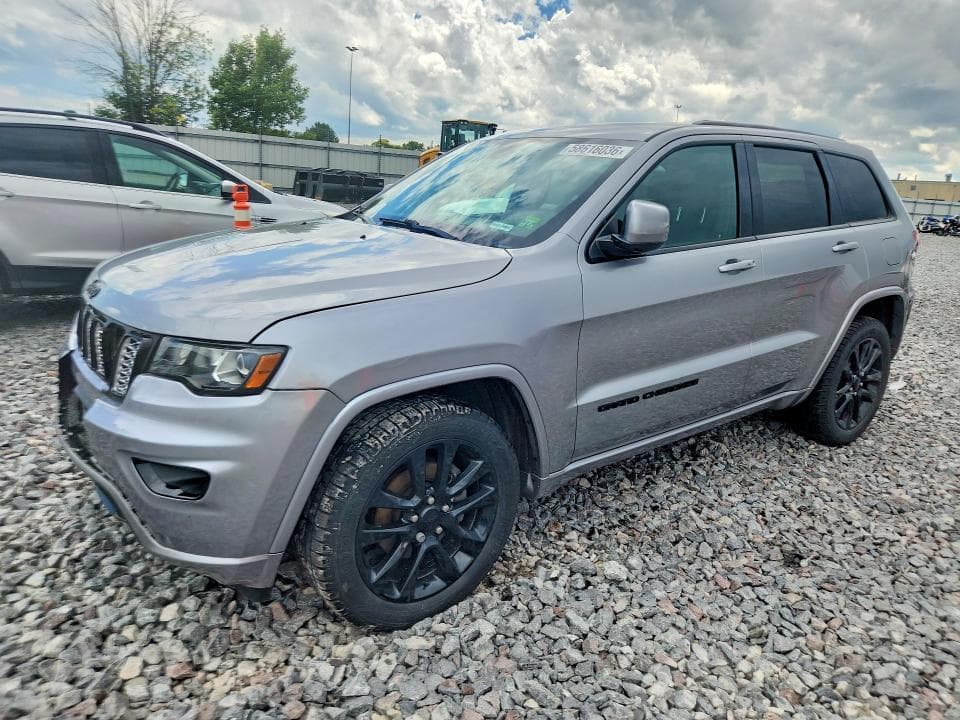 2017 JEEP GRAND CHEROKEE LAREDO - 1