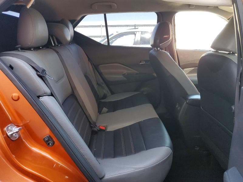 2021 NISSAN KICKS SR 11