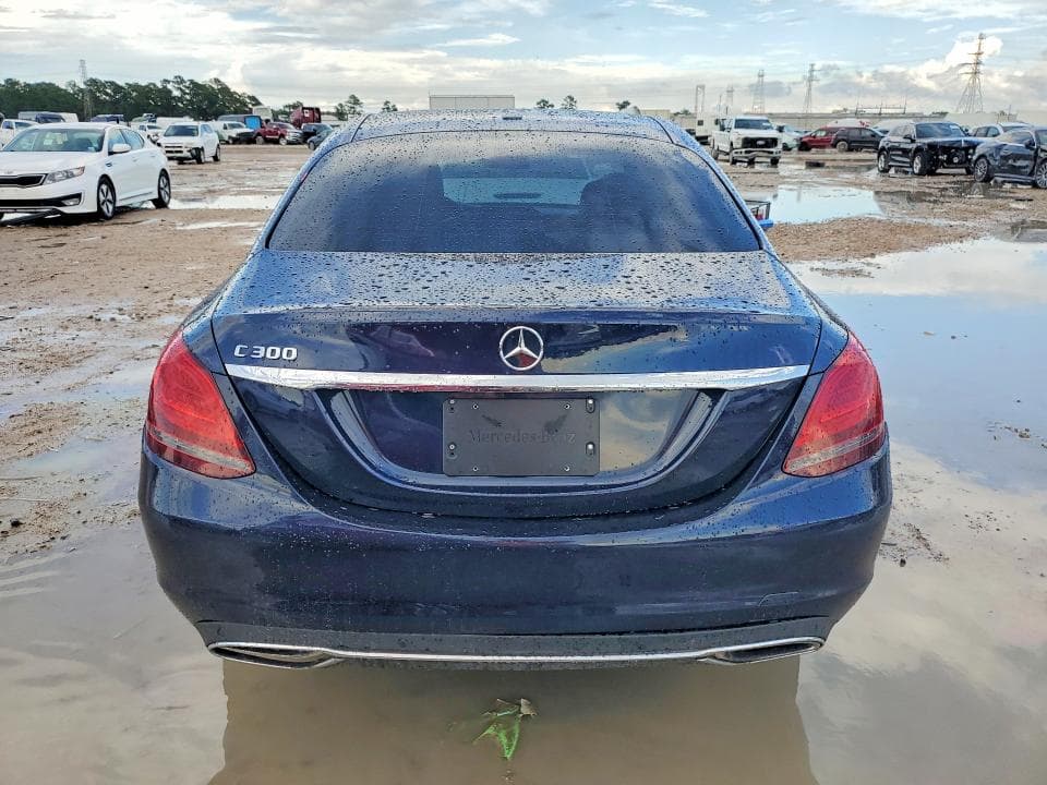 2019 MERCEDES-BENZ C 300 6
