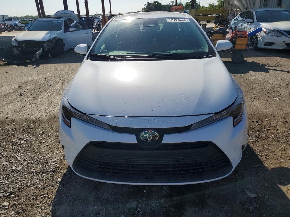 2026 TOYOTA COROLLA LE 5