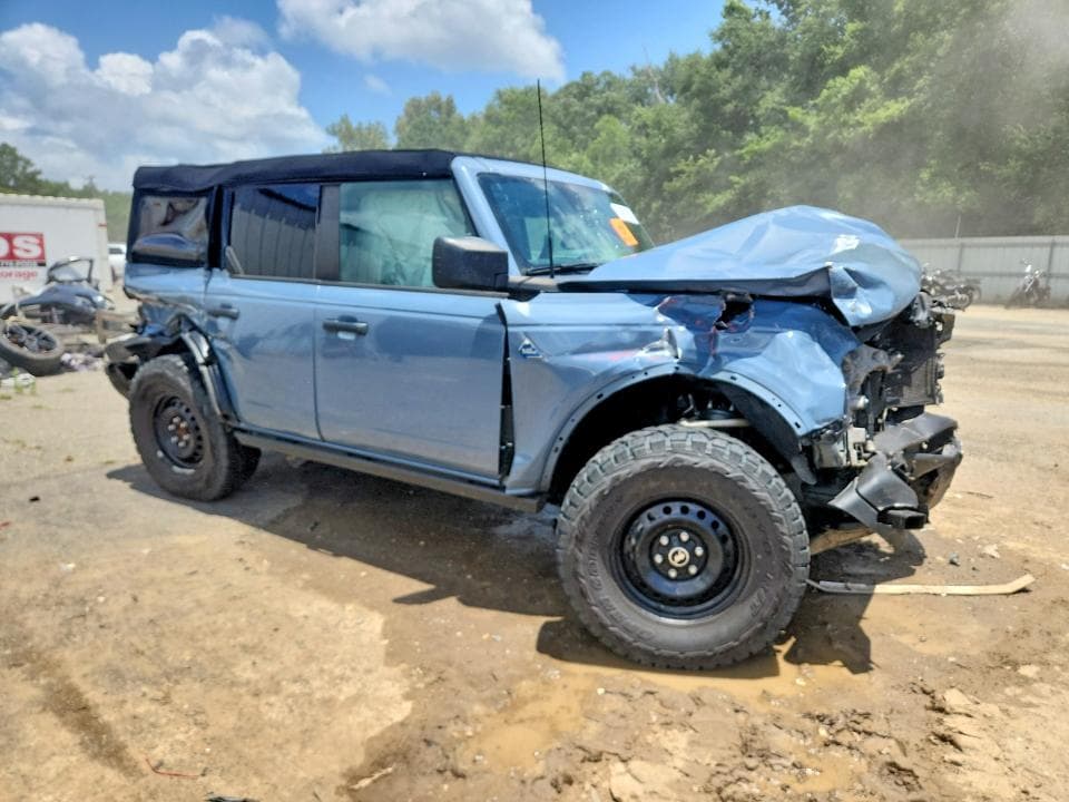2023 FORD BRONCO BASE 4
