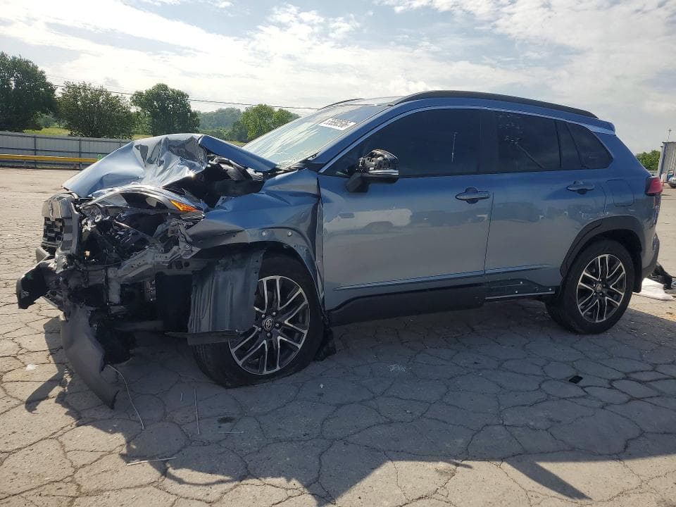2026 TOYOTA COROLLA CROSS XLE