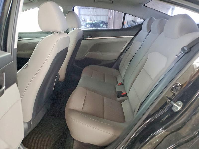 2020 HYUNDAI ELANTRA SEL 10