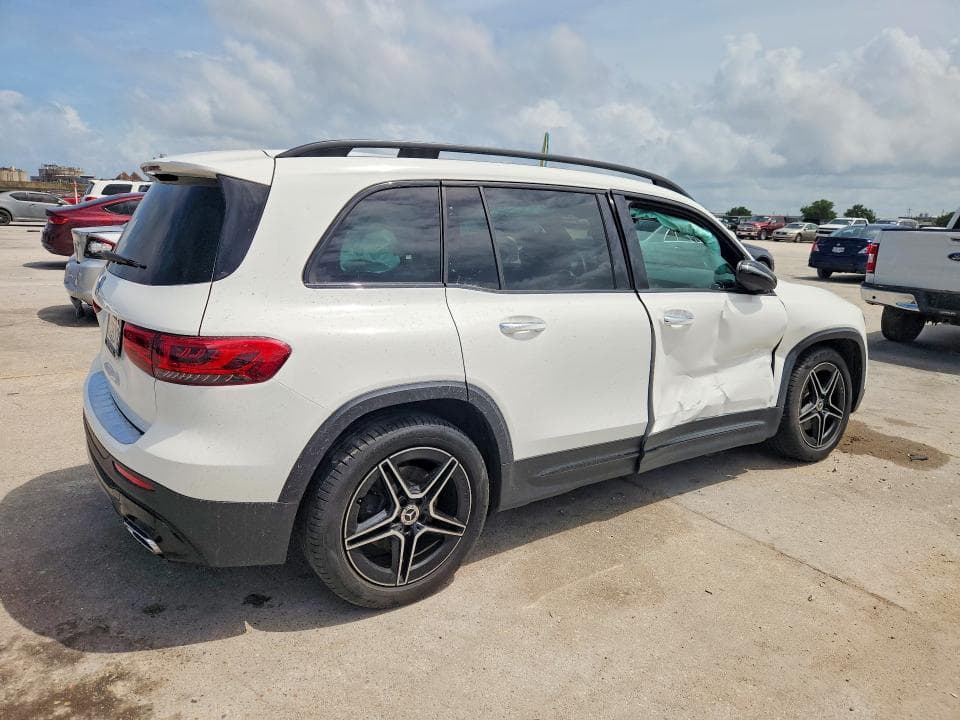 2023 MERCEDES-BENZ GLB 250 250 3