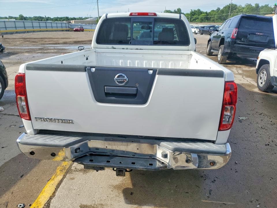 2017 NISSAN FRONTIER SV V6 6