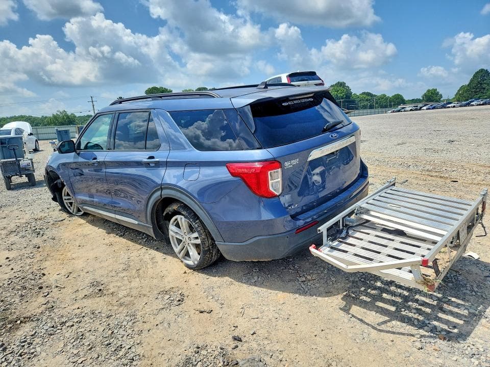 2021 FORD EXPLORER XLT 2