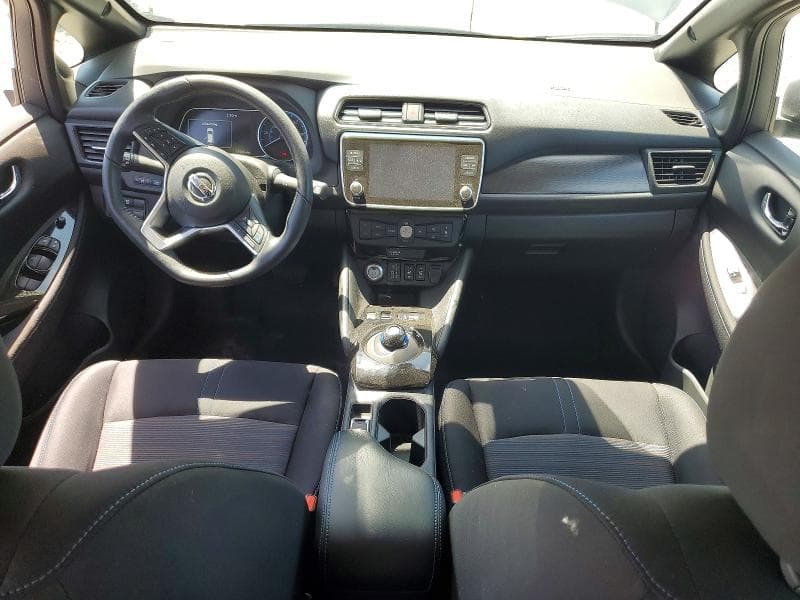 2021 NISSAN LEAF SV 8