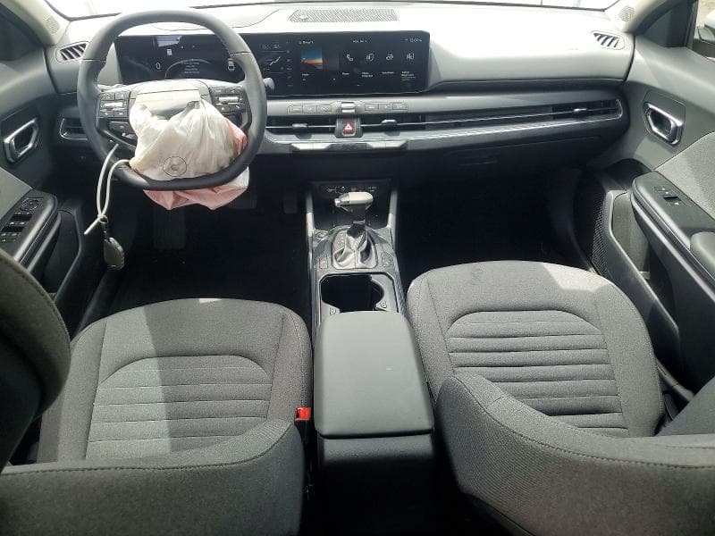 2025 KIA K4 EX 8