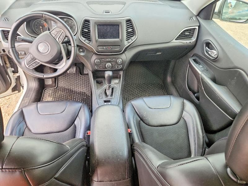 2019 JEEP CHEROKEE LATITUDE PLUS 8