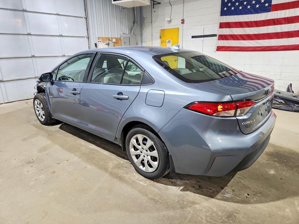 2025 TOYOTA COROLLA 2