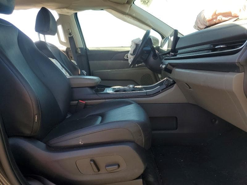 2025 KIA CARNIVAL EX 7