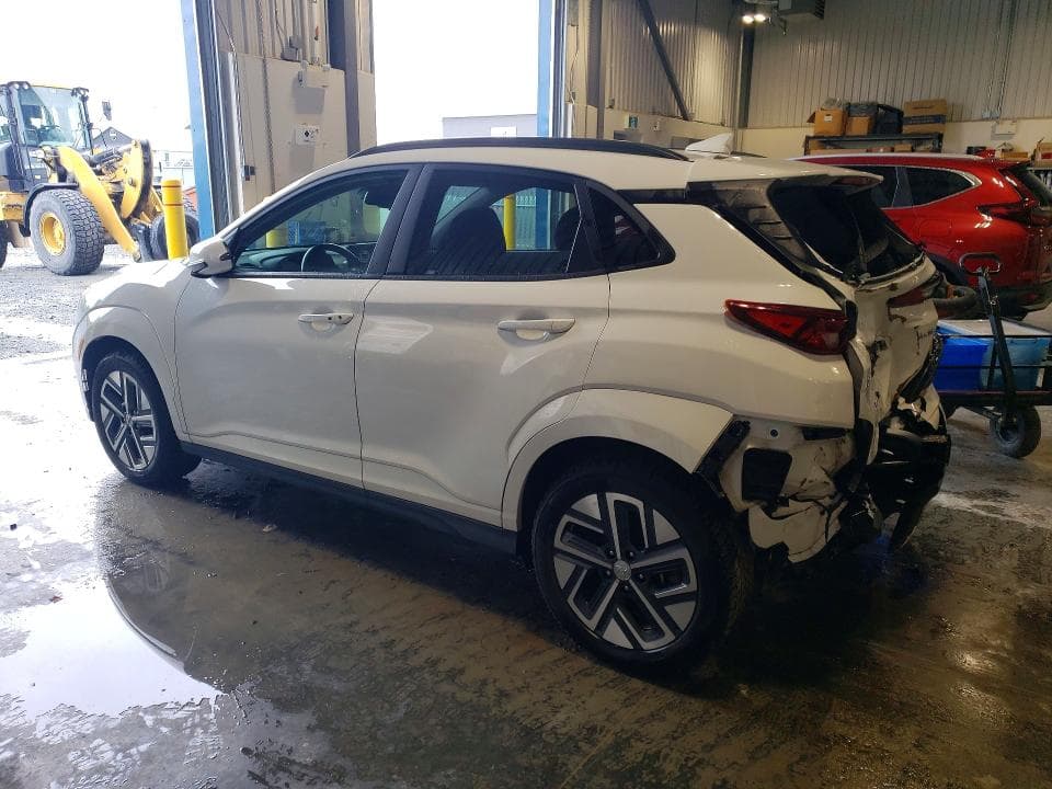 2023 HYUNDAI KONA SE 2