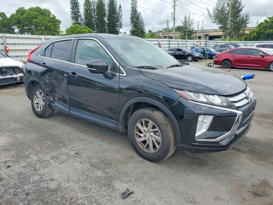 2019 MITSUBISHI ECLIPSE CROSS ES 4