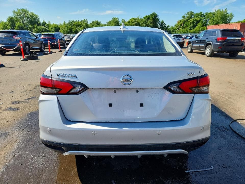 2021 NISSAN VERSA SV 6