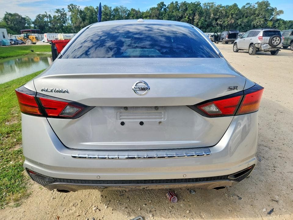 2020 NISSAN ALTIMA SR 6