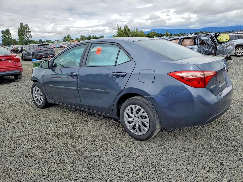 2018 TOYOTA COROLLA LE 2