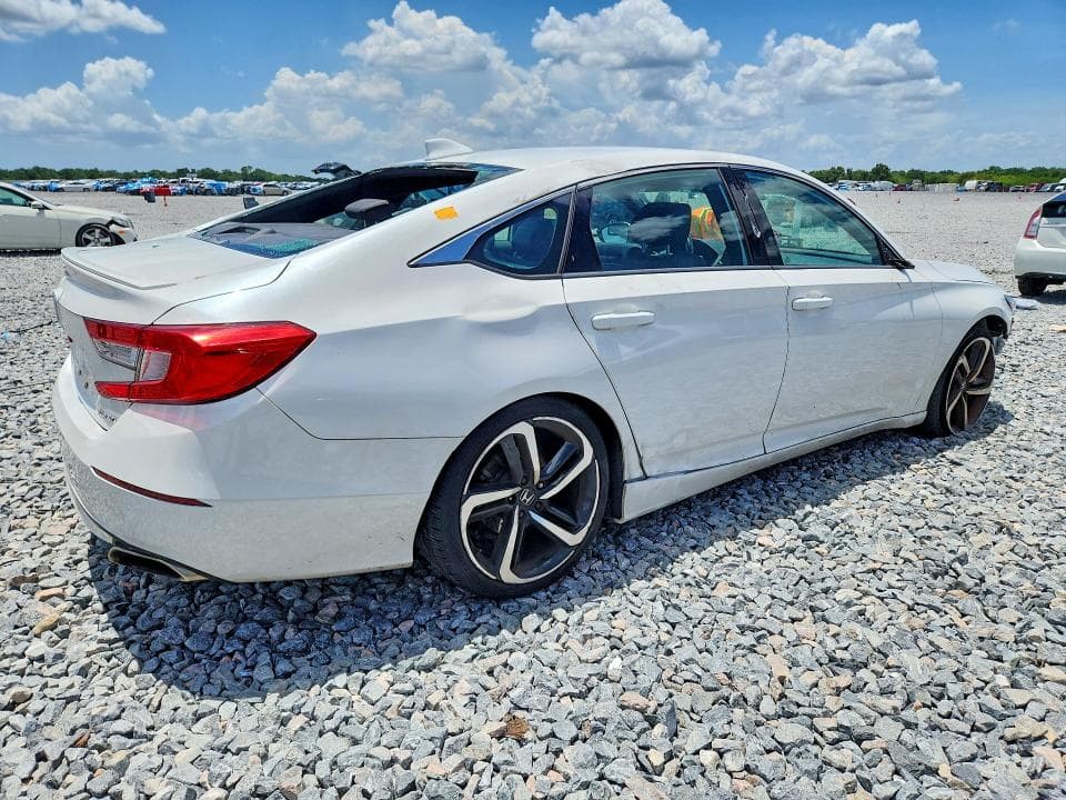 2020 HONDA ACCORD SPORT 3