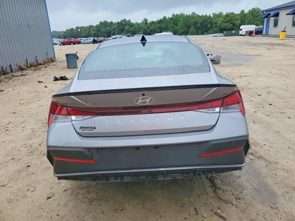 2025 HYUNDAI ELANTRA SEL SPORT 6
