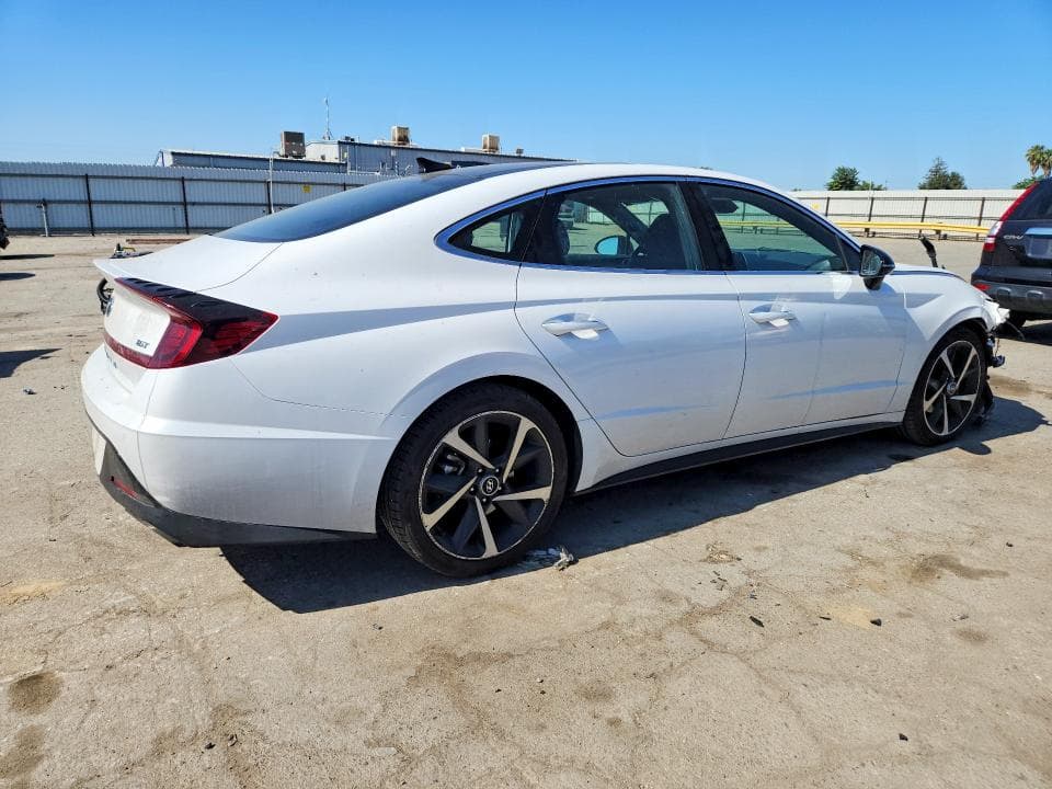 2023 HYUNDAI SONATA SEL PLUS 3