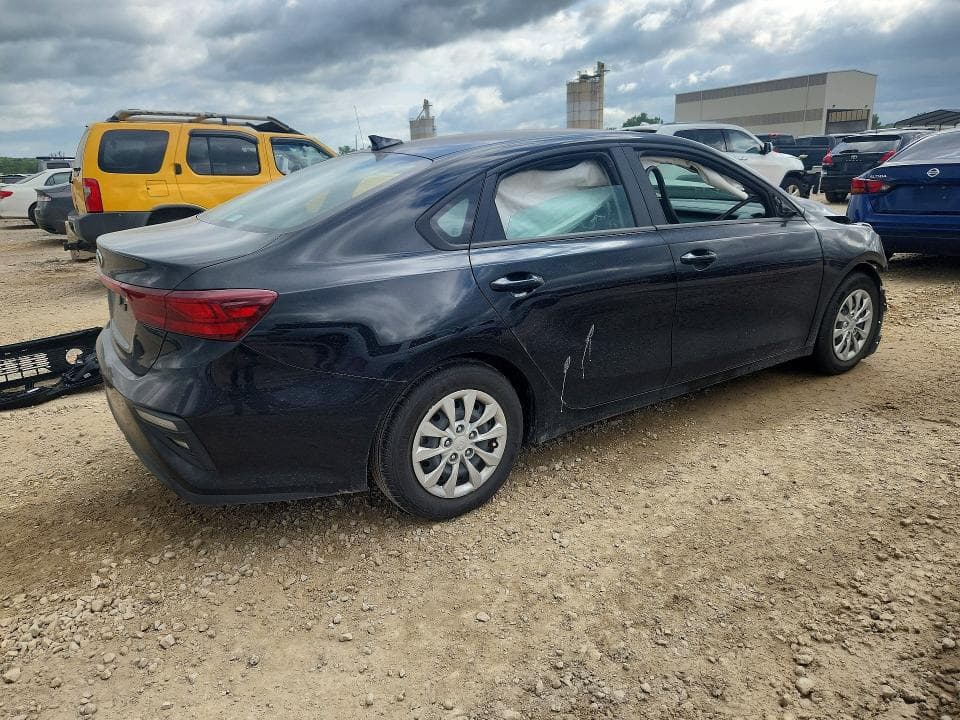2021 KIA FORTE FE 3