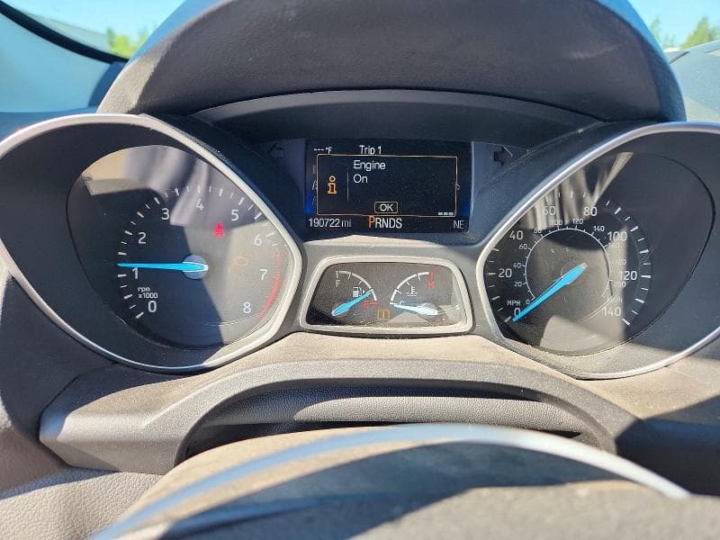2017 FORD ESCAPE SE 9
