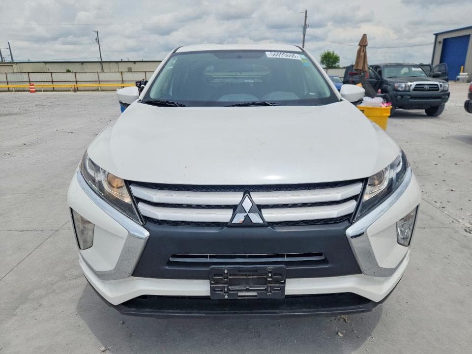 2020 MITSUBISHI ECLIPSE CROSS ES 5