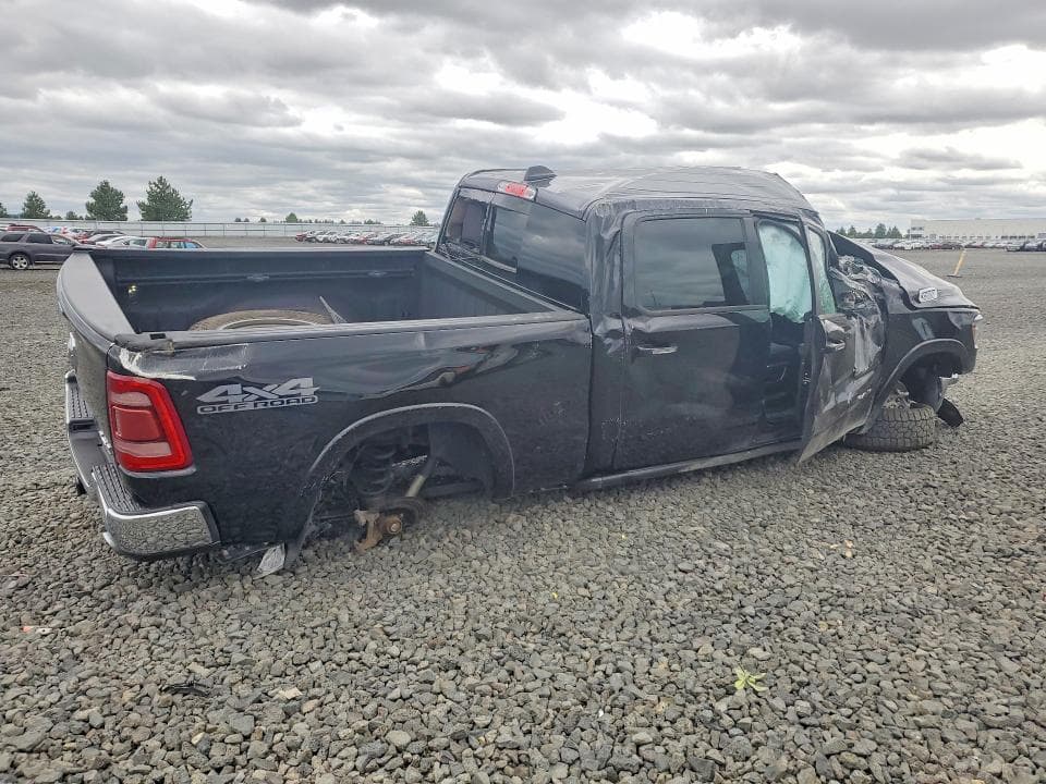 2020 RAM 1500 LARAMIE 3