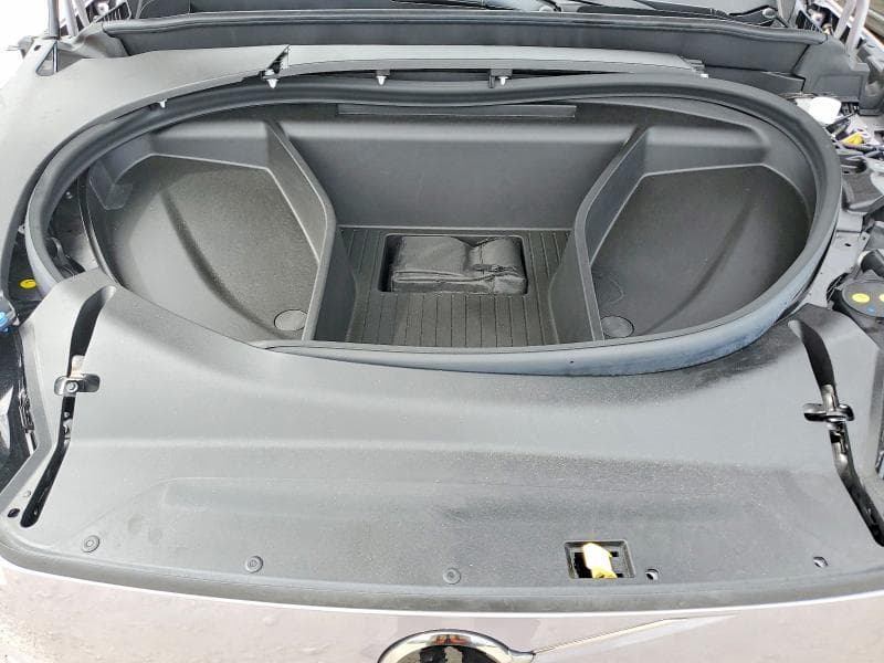 2026 VOLVO EX90 PLUS 11